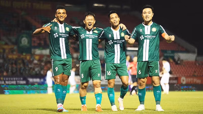 CLB Trường Tươi Đồng Nai giành vé thăng hạng V.League mùa tới.