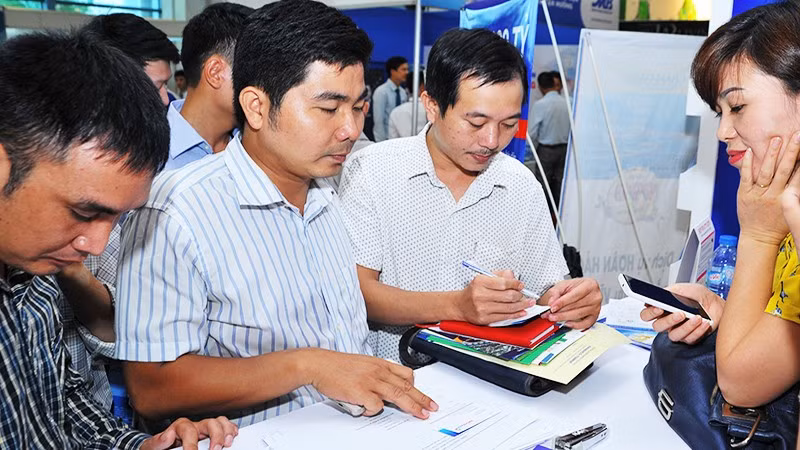 Cho vay mua bất động sản chiếm tỷ lệ cao trong hoạt động tín dụng. Ảnh: NGUYỆT ANH
