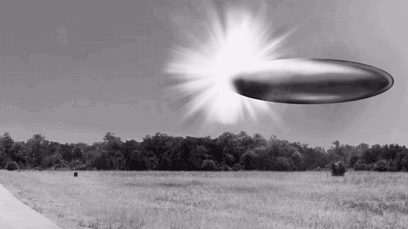 Ảnh ghép do FBI thực hiện về một vụ nhìn thấy UFO. Ảnh: GETTYIMAGES 