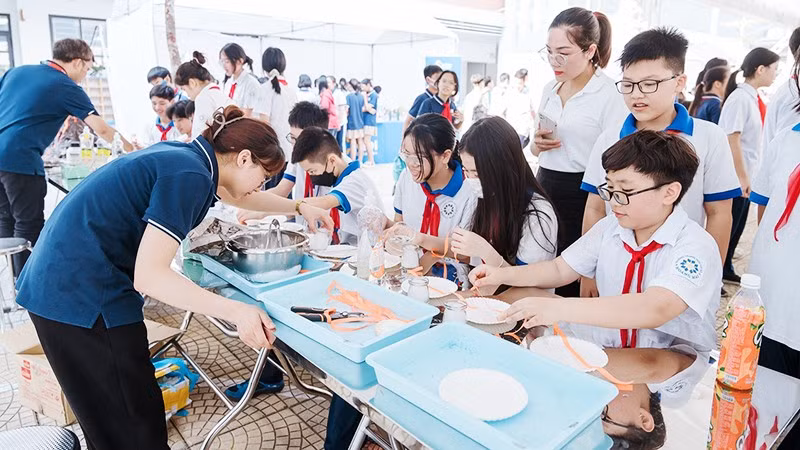 Ngày hội STEM được tổ chức tại Trường THCS Hoàng Mai (Hà Nội). 
