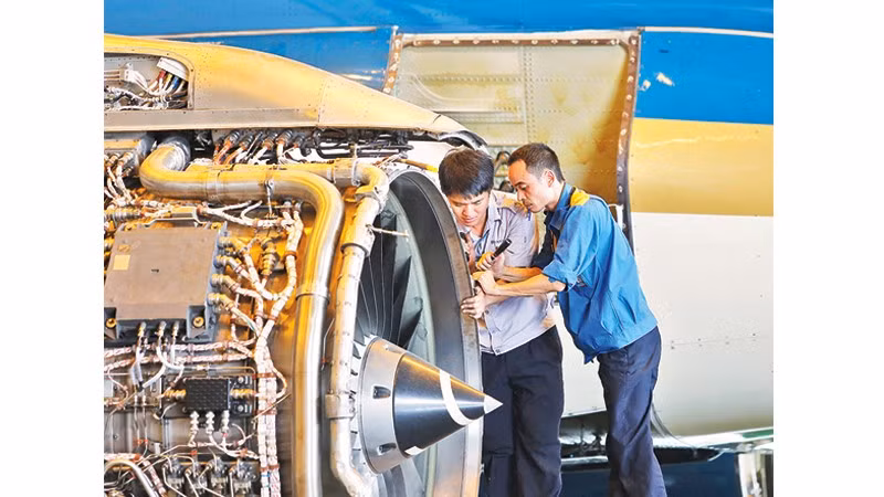 Các doanh nghiệp nhà nước được định vị tập trung vào một số ngành, lĩnh vực then chốt, chiến lược, giữ vai trò tiên phong và dẫn dắt. Ảnh: KHIẾU MINH