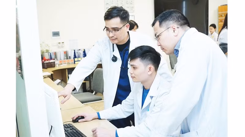 Bác sĩ nội trú là nguồn nhân lực chất lượng cao, giữ vai trò nòng cốt tại các bệnh viện tuyến Trung ương. 