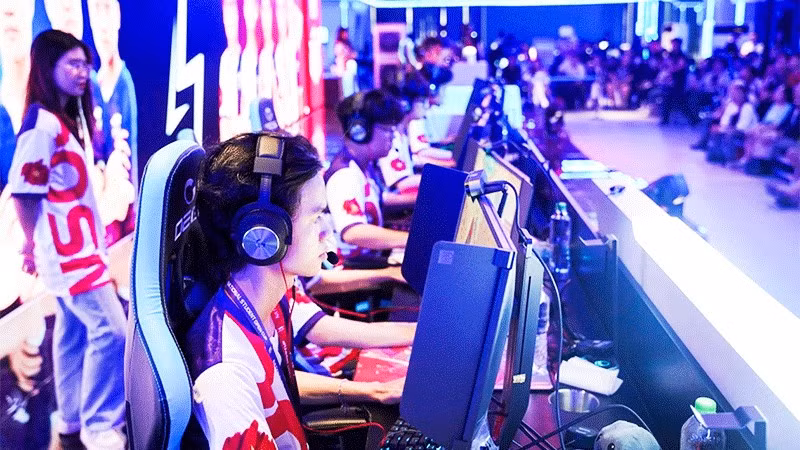 Sân chơi Esports đang tiến lên chuyên nghiệp tại Việt Nam.