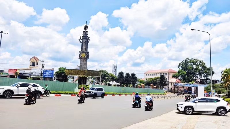 Dự án Cải tạo nút giao thông Phù Đổng (phường Pleiku) đang được triển khai, hứa hẹn mở ra không gian phát triển mới cho khu vực.