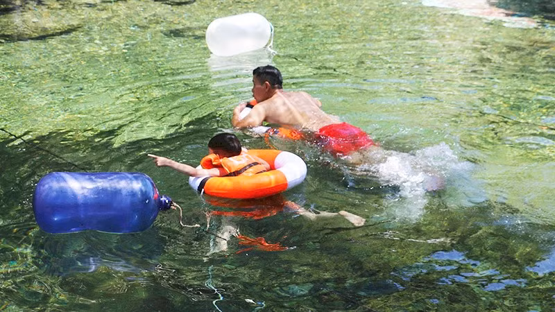 Sau sự cố, chính quyền địa phương đã rà soát, yêu cầu đóng cửa các điểm kinh doanh nếu không đáp ứng đủ điều kiện.