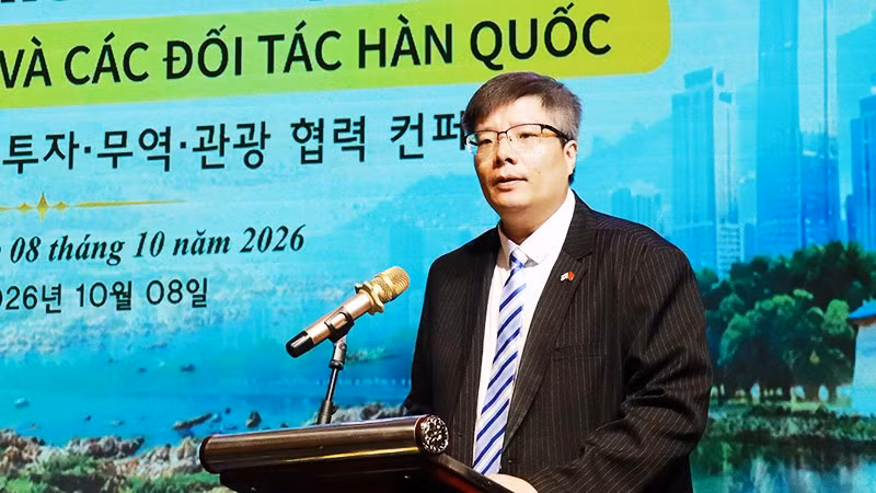 TS Trần Hải Linh phát biểu tại Hội nghị kết nối giao thương thúc đẩy đầu tư thương mại và du lịch giữa tỉnh Lâm Đồng và các đối tác Hàn Quốc.