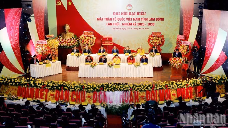 Quang cảnh đại hội.