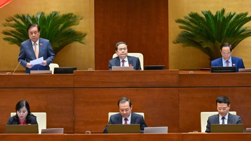 Chủ tịch Quốc hội Trần Thanh Mẫn và Phó Chủ tịch Quốc hội chủ trì, điều hành phiên họp. (Ảnh: ĐĂNG ANH)