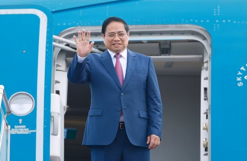 Thủ tướng lên đường dự Hội nghị WEF 16 Thiên Tân và làm việc tại Trung Quốc. (Ảnh: TTXVN)