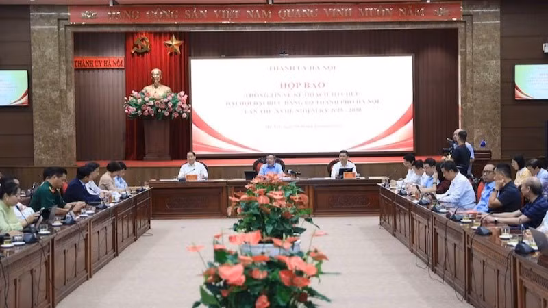 Quang cảnh buổi họp báo.