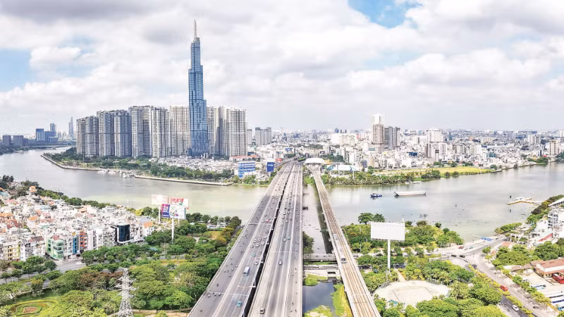 Thành phố Hồ Chí Minh năng động, phát triển. (Ảnh: THẾ ANH)