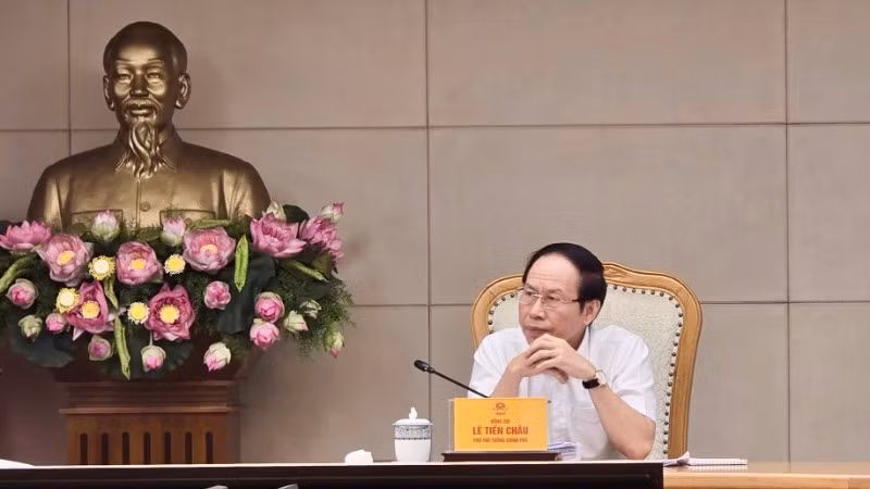 Phó Thủ tướng Chính phủ Lê Tiến Châu chủ trì cuộc họp rà soát các nội dung của Dự án Luật Luật sư (sửa đổi). (Ảnh: baochinhphu.vn)