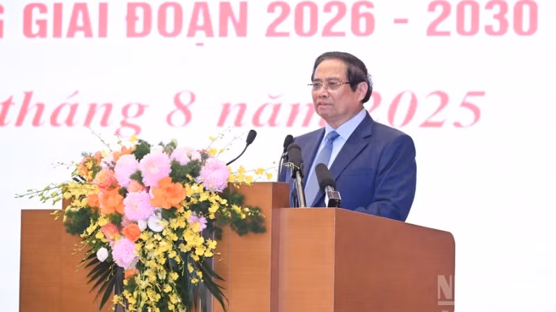Thủ tướng Chính phủ Phạm Minh Chính phát biểu ý kiến tại Hội nghị. (Ảnh: TRẦN HẢI)