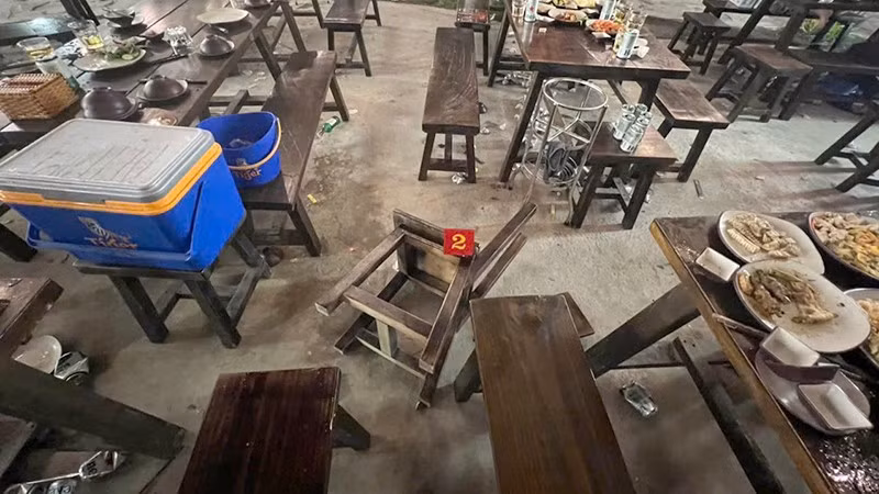 Hiện trường vụ án gây rối trật tự công cộng.
