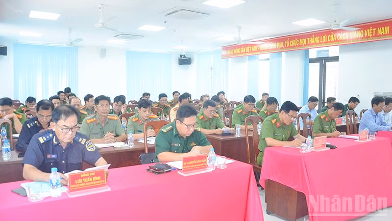 Các đại biểu dự hội nghị.