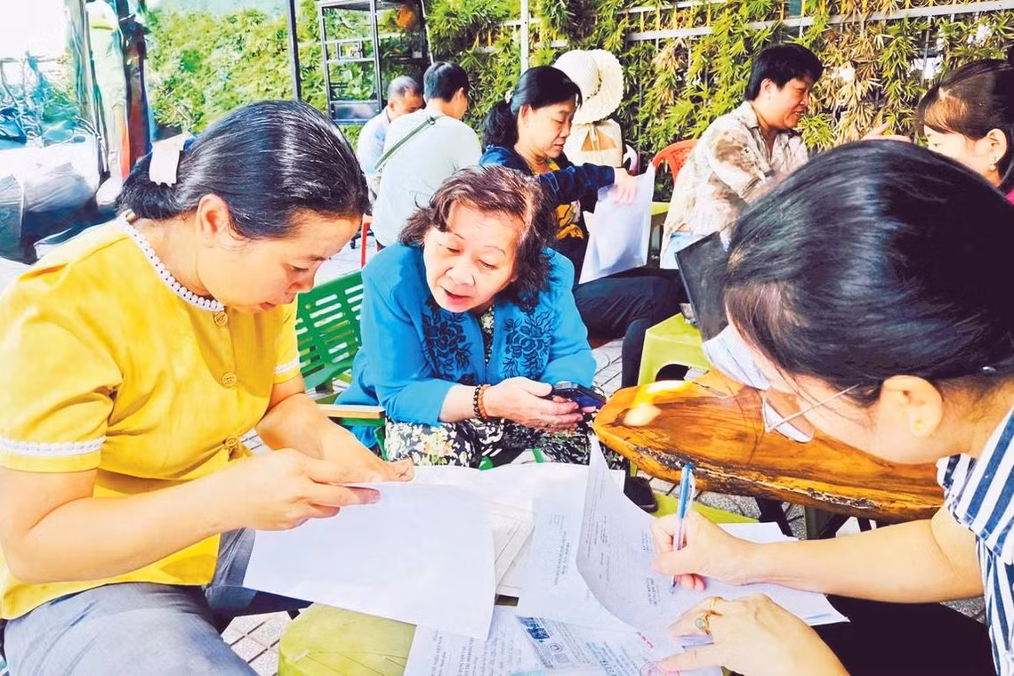 Mô hình “cà-phê dịch vụ công số” của phường An Phú Đông.