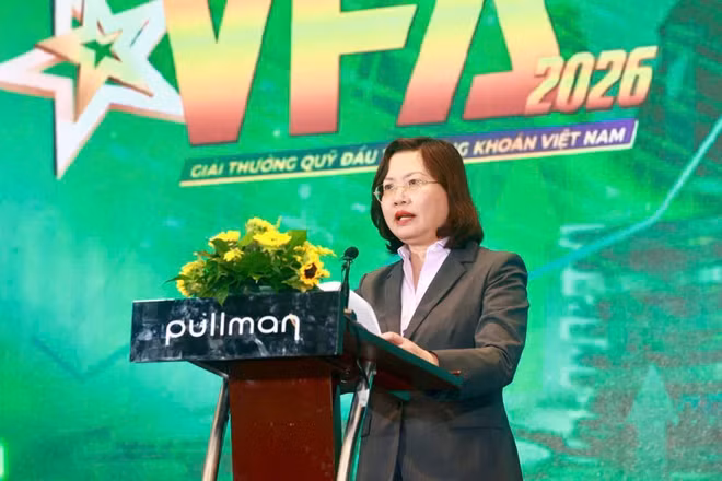 Chủ tịch Ủy ban chứng khoán Nhà nước Vũ Thị Chân Phương phát biểu tại VFA 2026. (Nguồn ảnh: Ban Tổ chức)