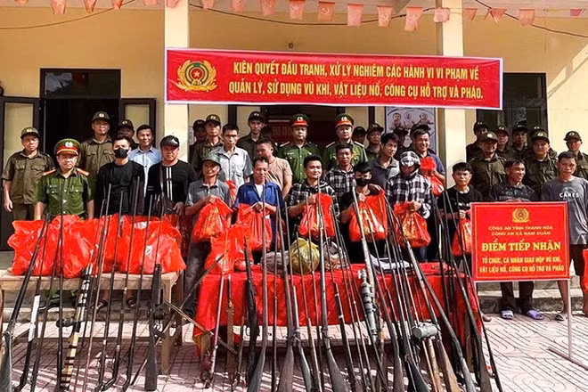 Kết quả sau một ngày Công an xã Nam Xuân đổi quà lấy vũ khí. 