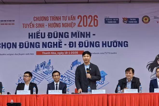 Ban tư vấn tuyển sinh năm 2026 tại Thanh Hóa.