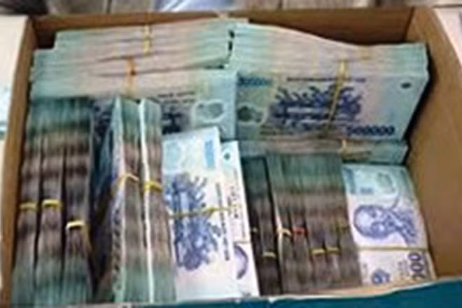Công an thu giữ 7,5 tỷ đồng liên quan vụ việc.