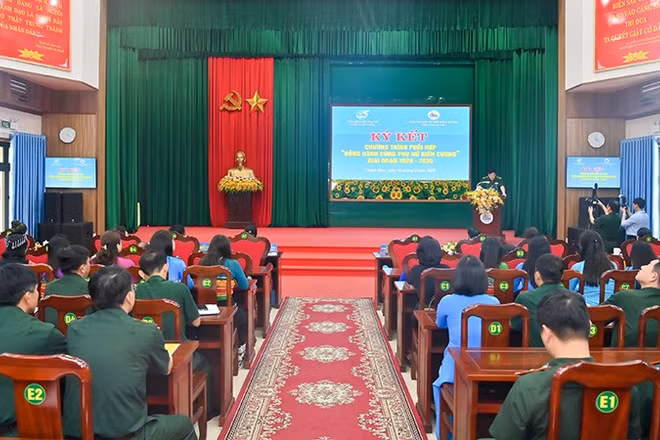 Quang cảnh hội nghị.