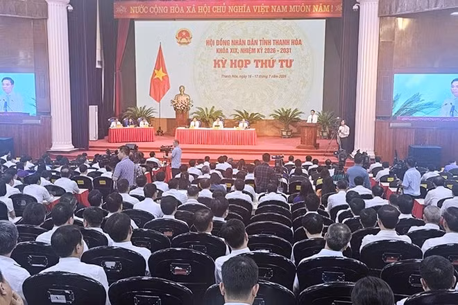 Quang cảnh kỳ họp.