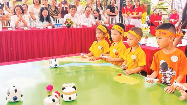“Đấu trường Robotics” góp phần mang công nghệ số và khả năng sáng tạo đến với trẻ thơ.