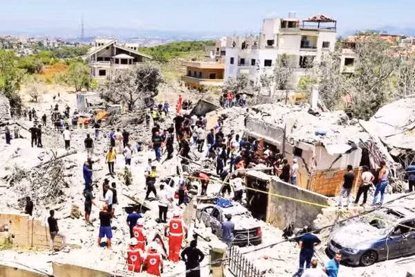 Một địa điểm ở miền nam Liban bị phá hủy trong đợt không kích của Israel. (Ảnh: TÂN HOA XÃ) 