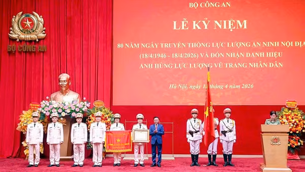 Mỗi địa bàn cơ sở phải trở thành pháo đài thép bất khả xâm phạm về an ninh nội địa.