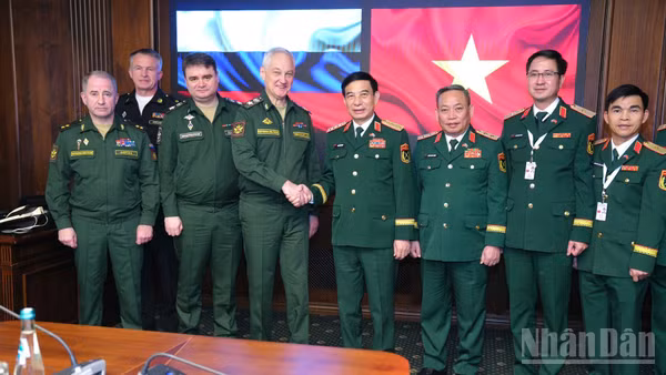 Các đại biểu tại cuộc hội kiến. (Ảnh: THU TRANG)