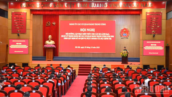 Hội nghị bồi dưỡng, cập nhật kiến thức cho cán bộ lãnh đạo, quản lý năm 2026 theo Quy định số 145-QĐ/TW của Bộ Chính trị do Đảng ủy các cơ quan Đảng Trung ương tổ chức. (Ảnh: PHẠM CƯỜNG)
