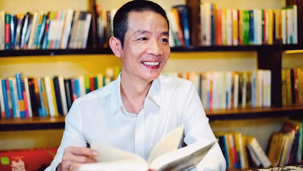 Nhà thơ Nguyễn Vĩnh Tiến