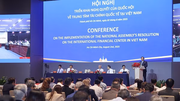 Hội nghị triển khai Nghị quyết của Quốc hội về Trung tâm tài chính quốc tế tại Việt Nam.