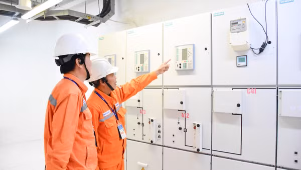 EVNHANOI tổ chức diễn tập theo phương án cung ứng điện. (Ảnh: EVNHANOI cung cấp) 