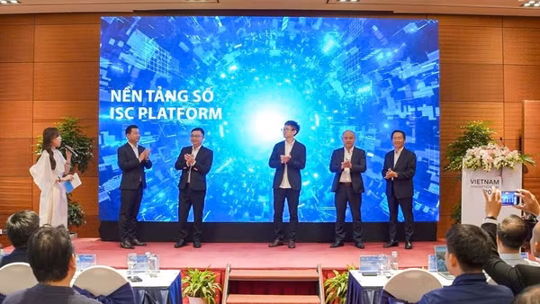 Nền tảng kết nối đổi mới sáng tạo ISC kết nối mạng lưới các trung tâm đổi mới sáng tạo với doanh nghiệp, viện nghiên cứu, trường đại học, chuyên gia, doanh nghiệp công nghệ, startup, quỹ đầu tư và các đối tác trong nước, quốc tế. (Ảnh QUANG HUY)