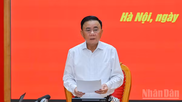Đồng chí Trần Cẩm Tú, Ủy viên Bộ Chính trị, Thường trực Ban Bí thư. (Ảnh: THỦY NGUYÊN)
