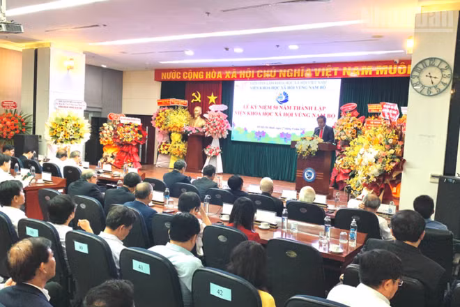 Lễ kỷ niệm 50 năm ngày thành lập Viện Khoa học xã hội vùng Nam Bộ. 