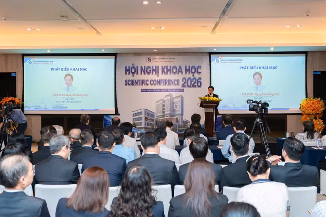 Quang cảnh hội nghị khoa học. 