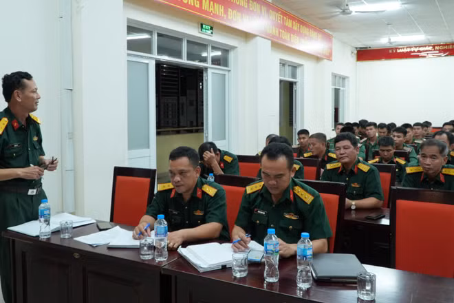 Quang cảnh buổi đối thoại dân chủ. (Ảnh: Tuấn Tài)