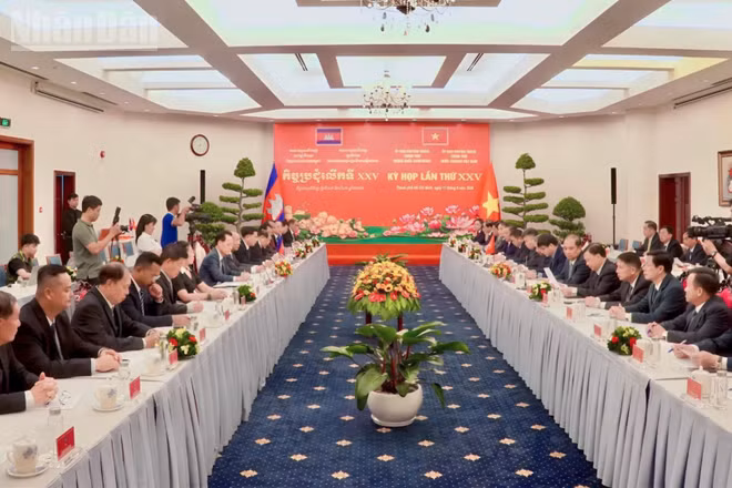 Quang cảnh kỳ họp lần thứ XXV. (Ảnh: LÊ THÀNH)