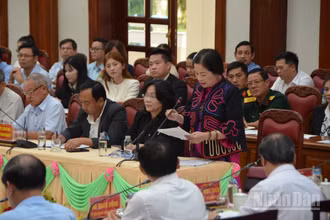 Cộng đồng doanh nghiệp thảo luận sôi nổi, thẳng thắn, đồng thời có nhiều đề xuất, đóng góp thiết thực. 