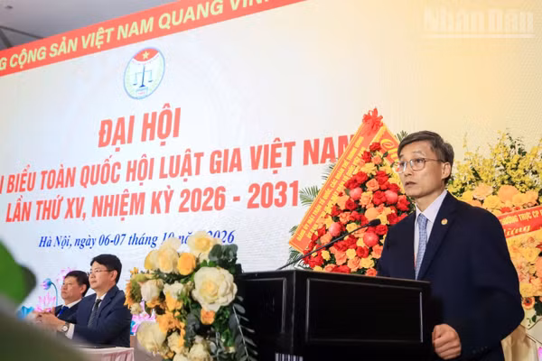 Ông Nguyễn Khánh Ngọc được bầu giữ chức Chủ tịch Hội Luật gia Việt Nam. (Ảnh: HÀ NHUNG)
