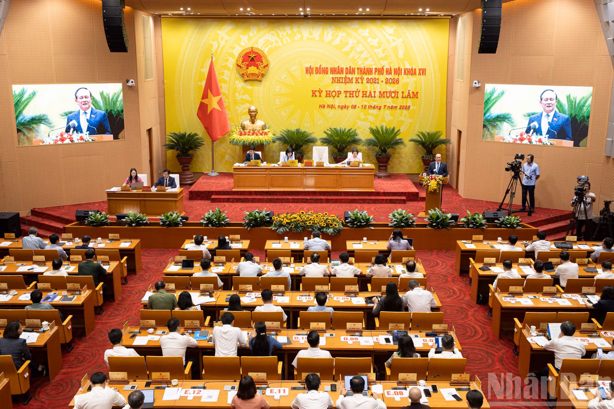 ndo_br_stnd9267.jpg