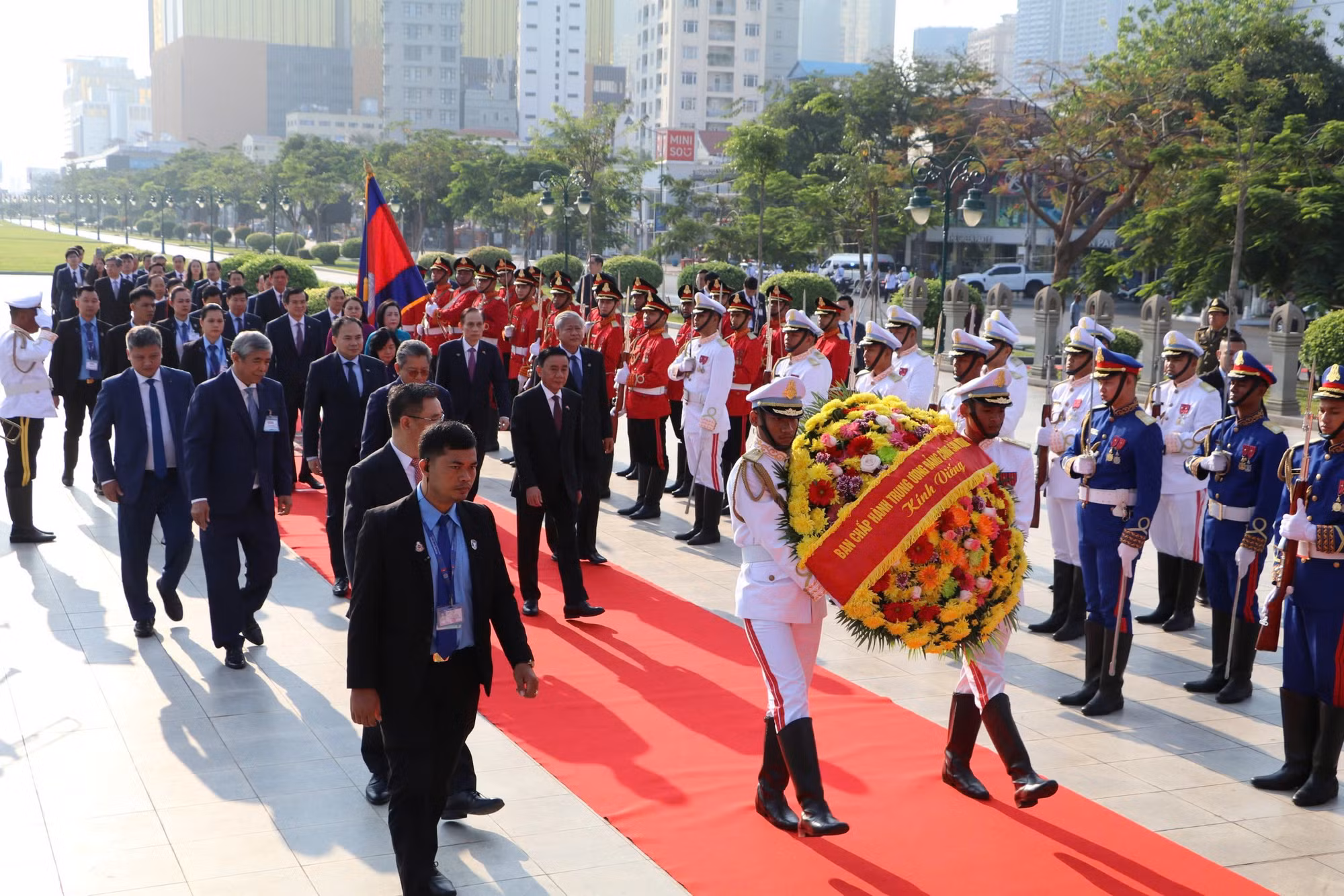 co-quoc-vuong.jpg
