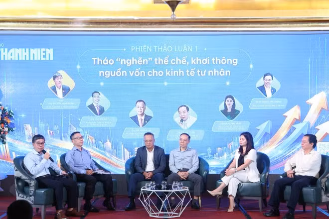 Để đạt mục tiêu tăng trưởng từ 10%/năm trở lên, khu vực kinh tế tư nhân chính là động lực quan trọng để nền kinh tế bứt phá.