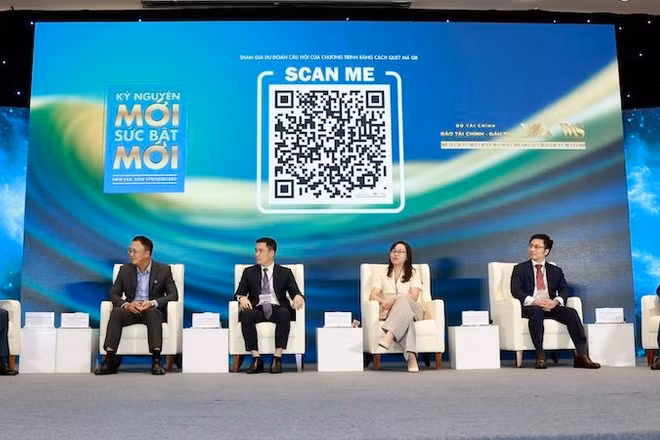 Quang cảnh Diễn đàn Cấp cao Cố vấn tài chính Việt Nam.