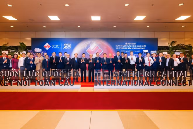 Tổng công ty Đầu tư và kinh doanh vốn nhà nước (SCIC) tổ chức Lễ kỷ niệm 20 năm hoạt động và đón nhận Huân chương Lao động Hạng Nhất. (Ảnh: BTC)