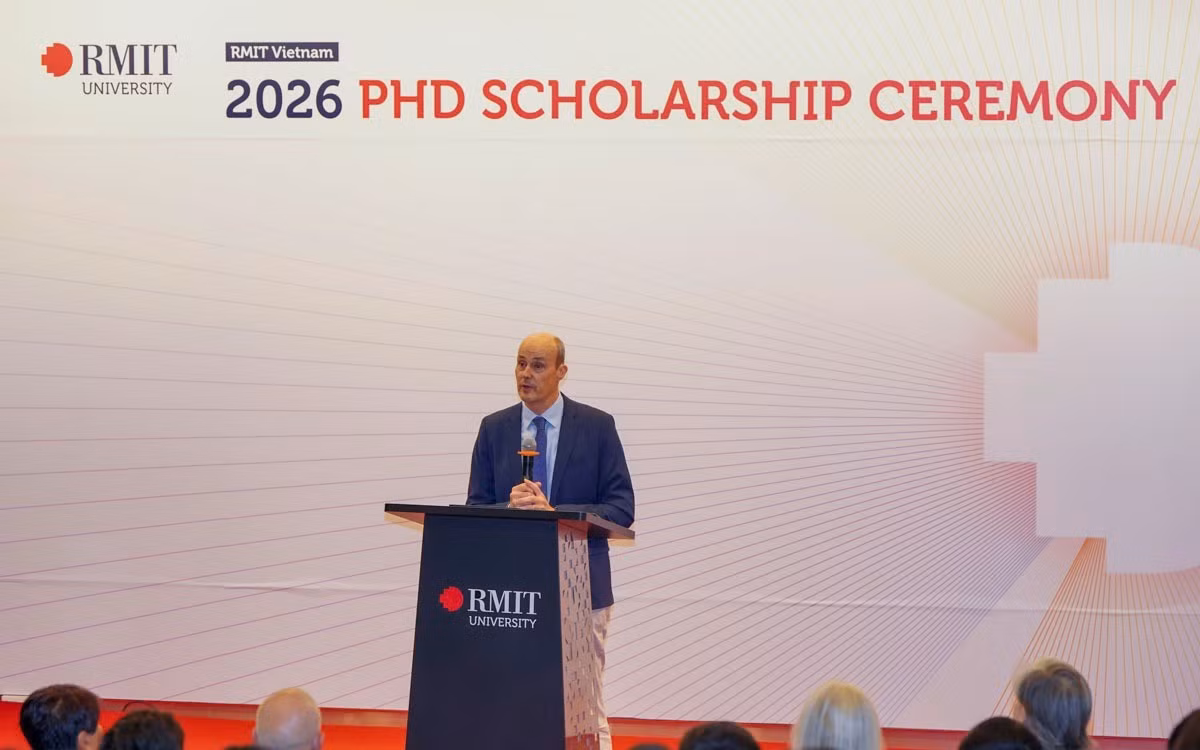 Giáo sư Scott Thompson-Whiteside, Tổng giám đốc Đại học RMIT Việt Nam.