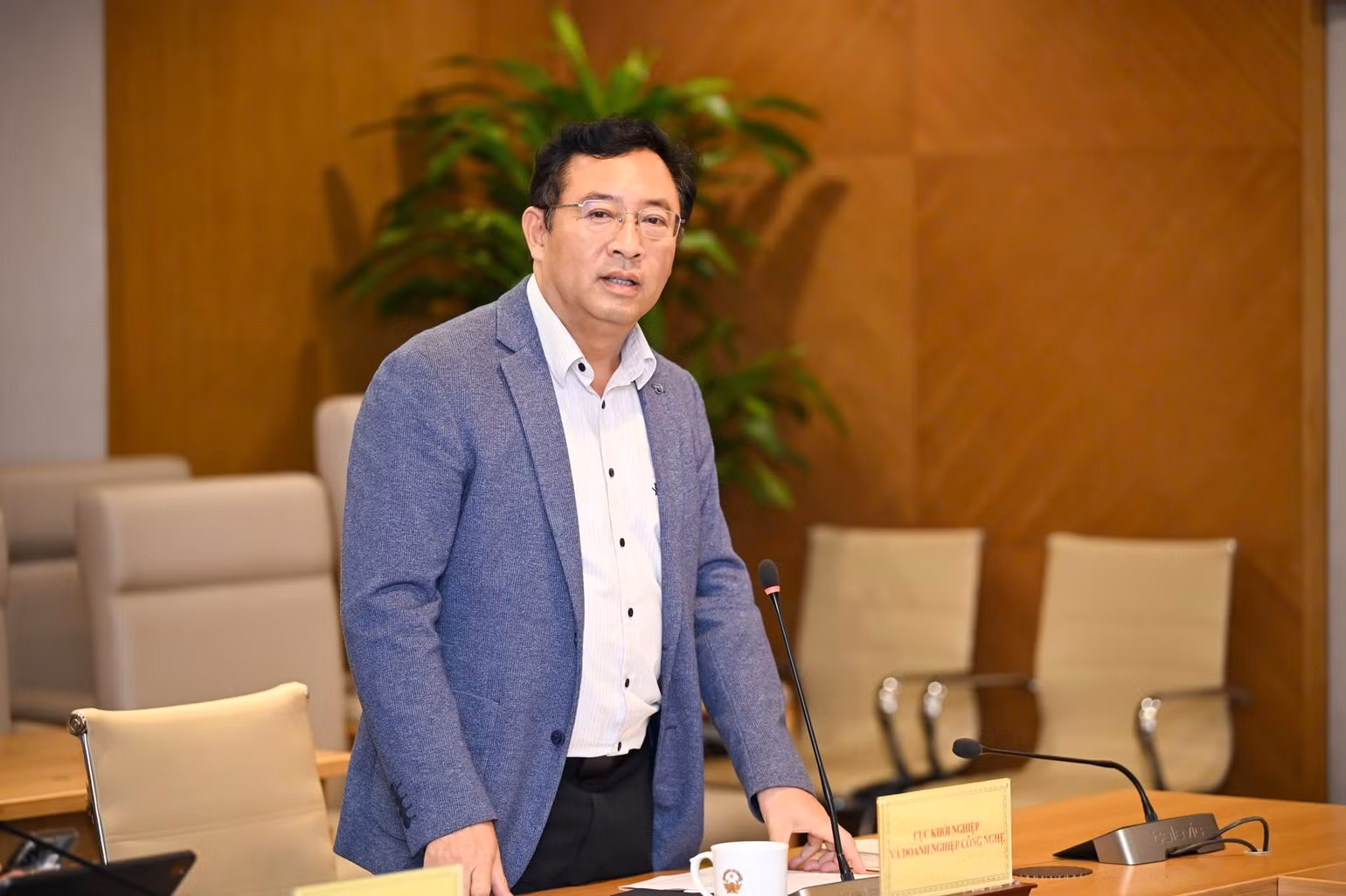 pham-hong-quat04.jpg