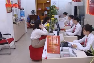 [Video] Giữ ổn định lãi suất tiền gửi, giảm lãi suất cho vay